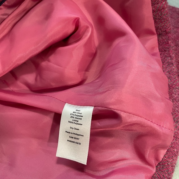 Talbots Raspberry-Pink Tweed Blazer with Gold Buttons - Picture 4 of 9